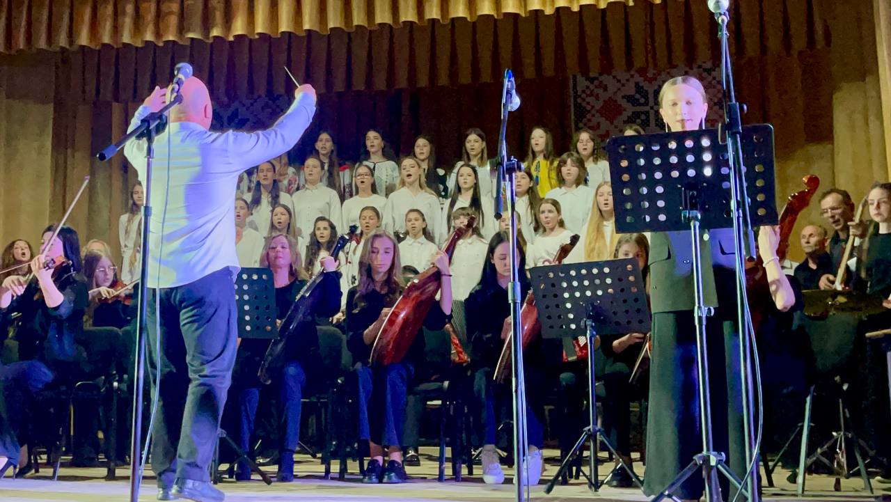Теплий, насичений, емоційний – таким був звітний концерт Городоцької дитячої музичної школи