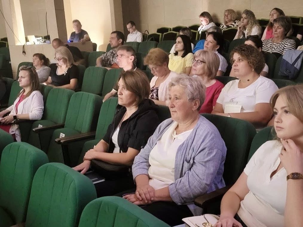 Як розповідати про культуру просто і цікаво та про бібліотеку майбутнього на інтенсиві для закладів культури