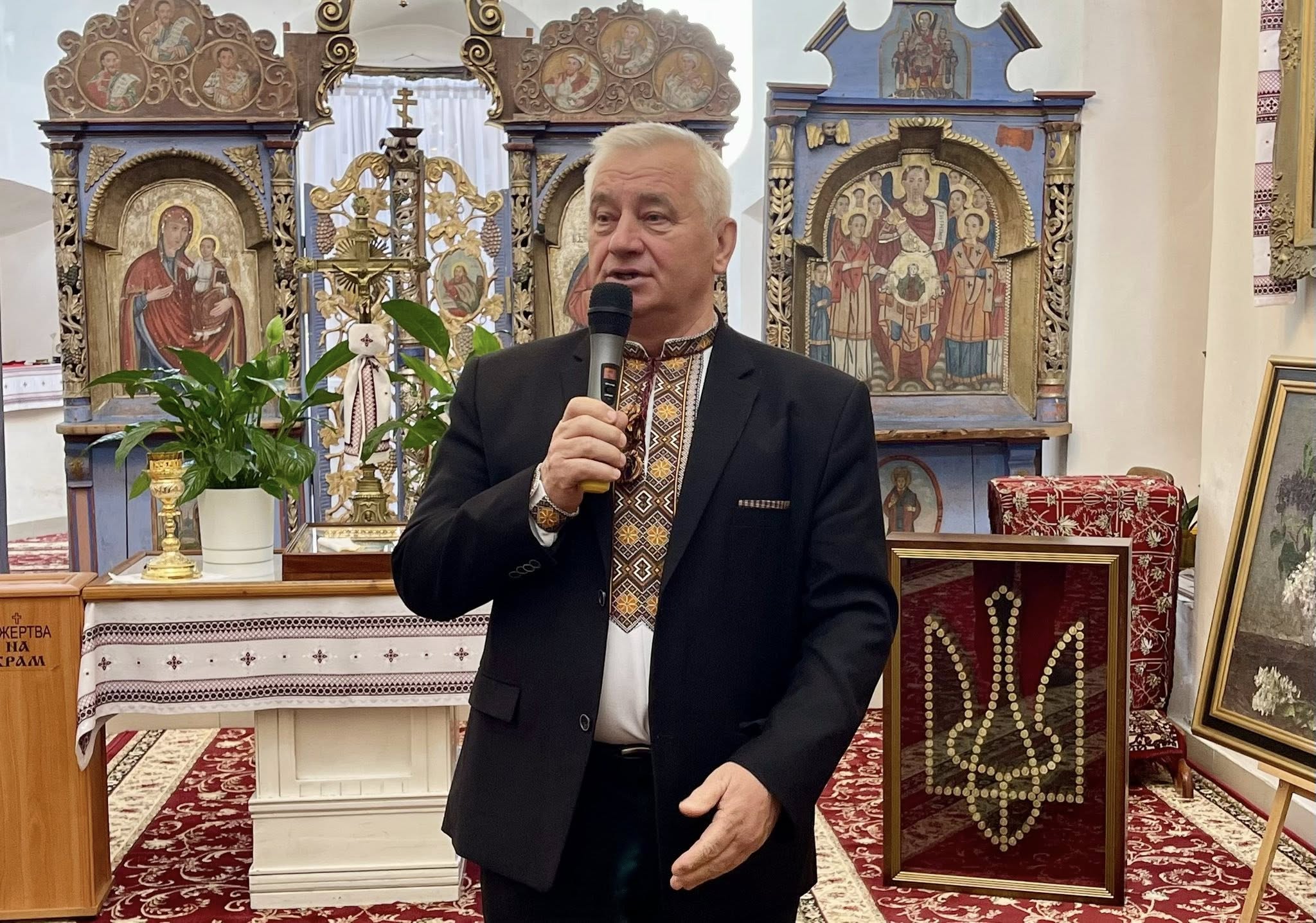 Виставка живопису «Квіти для України» – мить натхнення і гордості