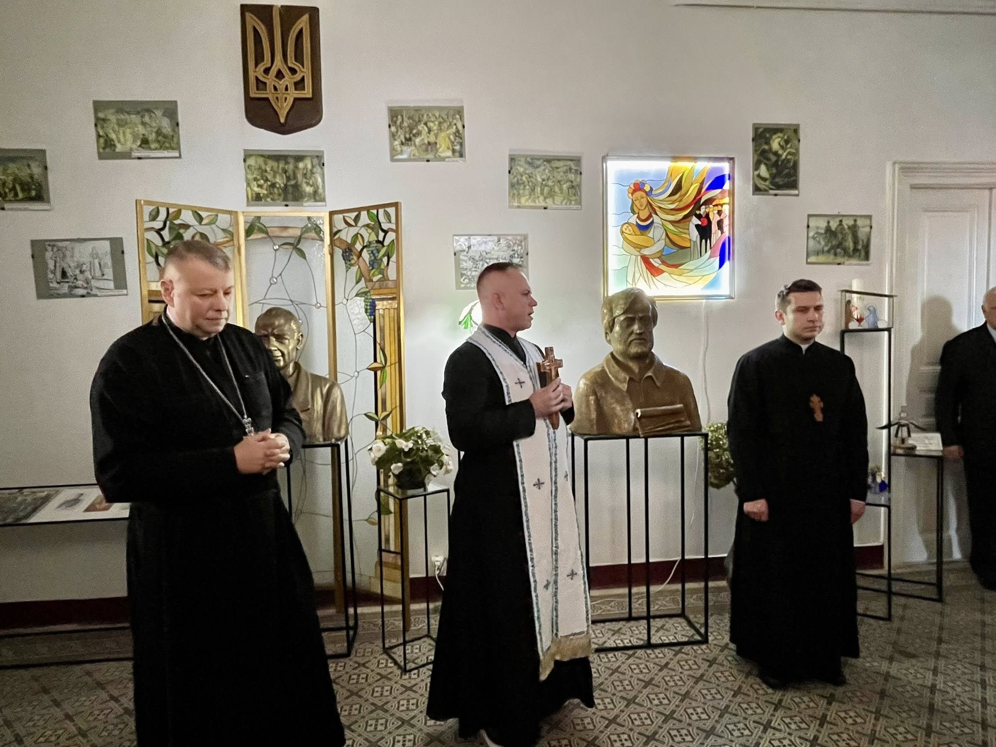 У Городоцькій Малій академії мистецтв відкрили погруддя Мирославу Откович