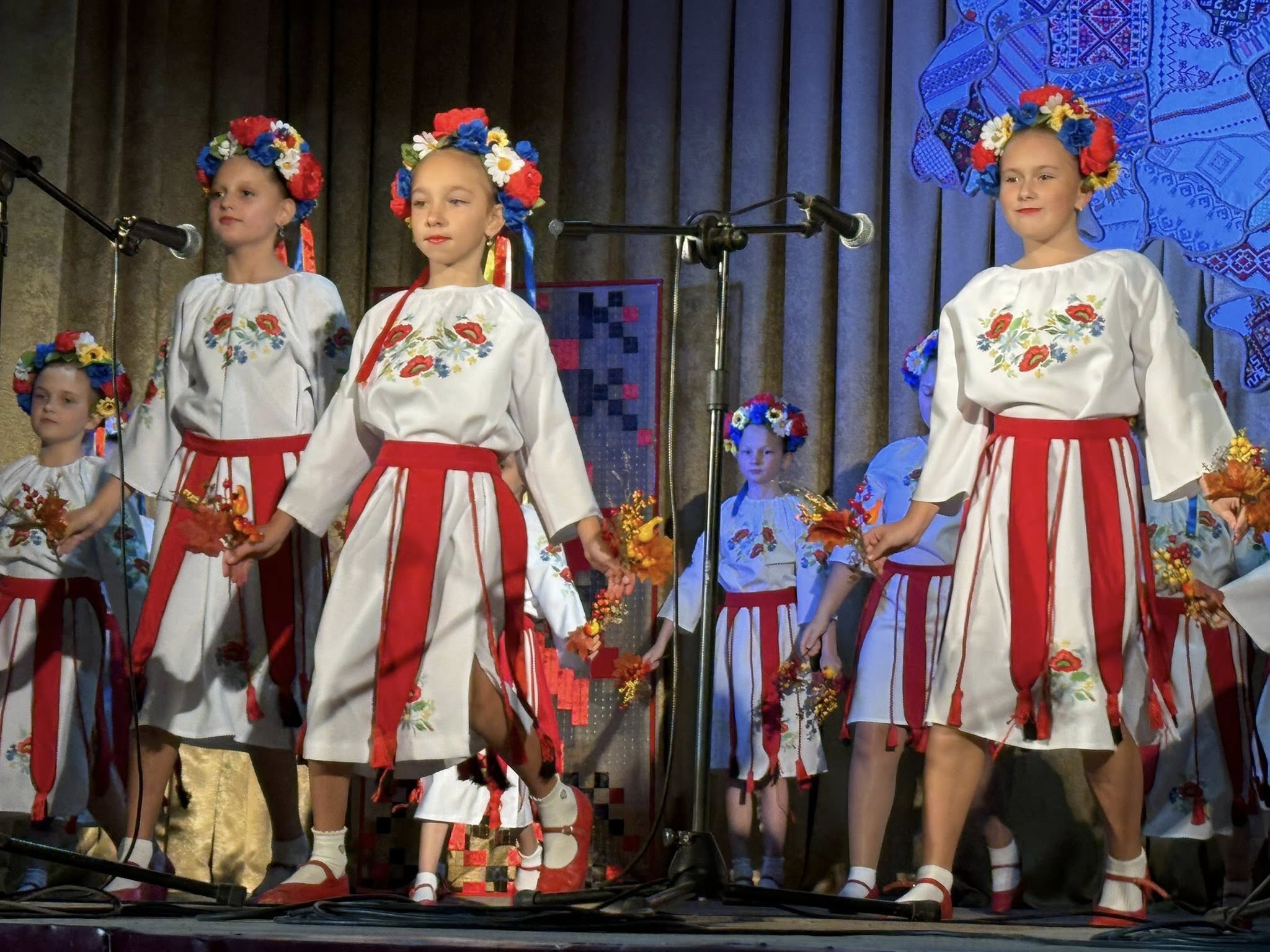 «Там, де пісня – лине мова…»