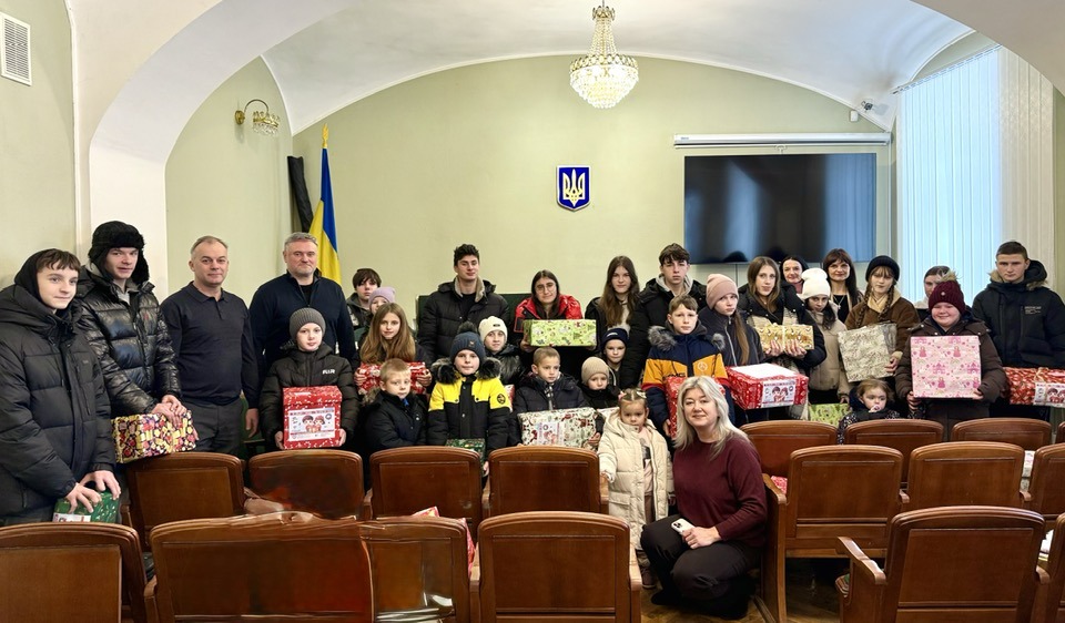 Різдвяний час – час дива і очікуваних дарунків!